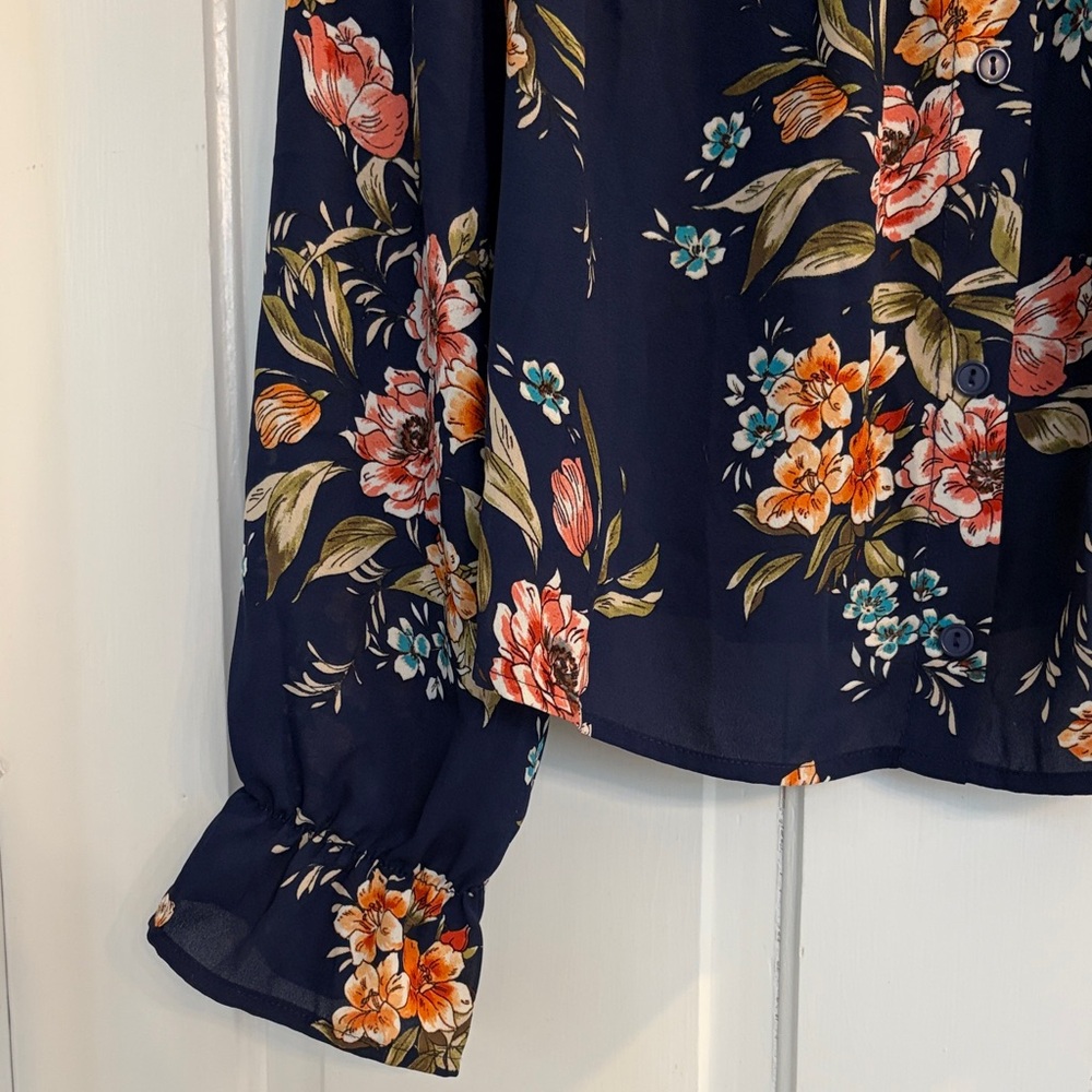 Rue21 Navy Floral Off-Shoulder Blouse with Straps Women’s Size Medium - Picture 5 of 6